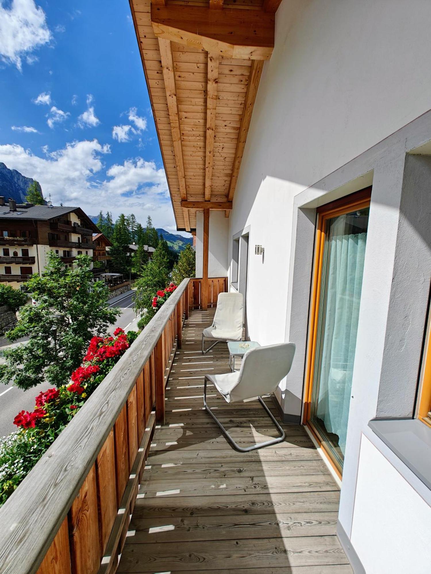 Apartments Brunella La Villa (Trentino Alto Adige) Exterior foto